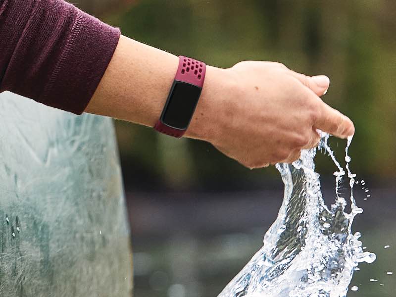 Fitbit Charge 5 neuer FitnessTracker mit EKGFunktion und