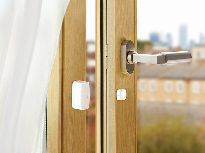 Smart Home Ideen: Eve Door and Window im Einsatz an Fenster
