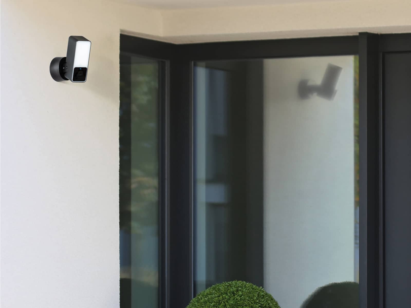 Eve Outdoor Cam - Smarte Außenkamera mit Flutlicht und HomeKit Secure Video