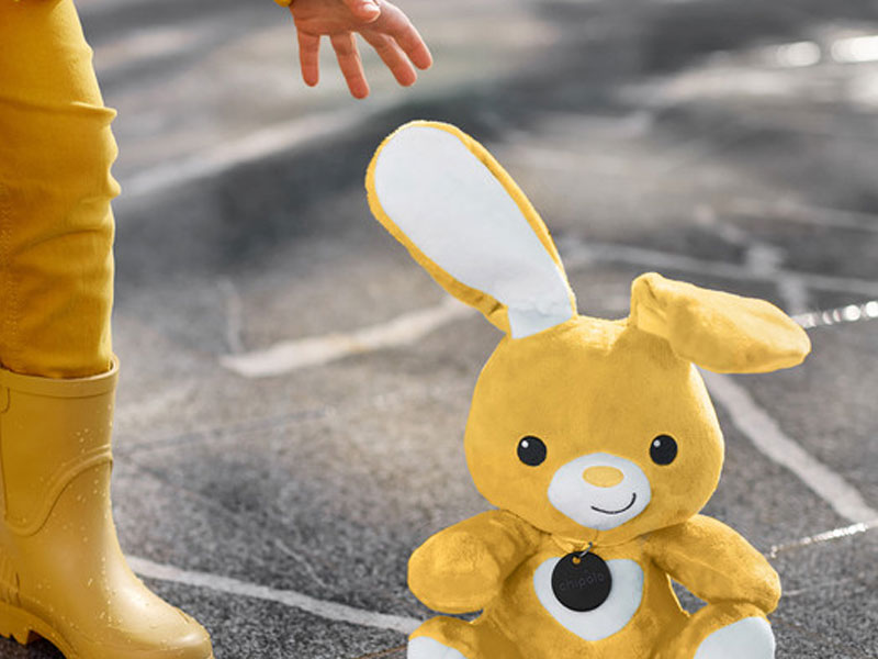 GPS Tracker für Kinder am Kuscheltier