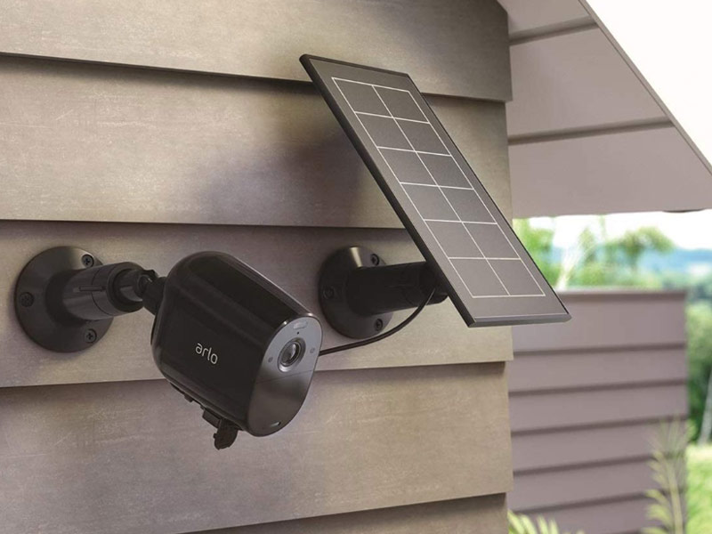 Arlo Sicherheitskamera und Solar Panel