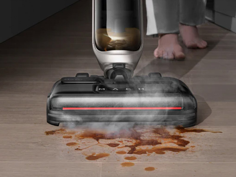 Eufy MACHV1 Ultra mit Dampfreinigung und Wischfunktion gegen hartnäckige Flecken