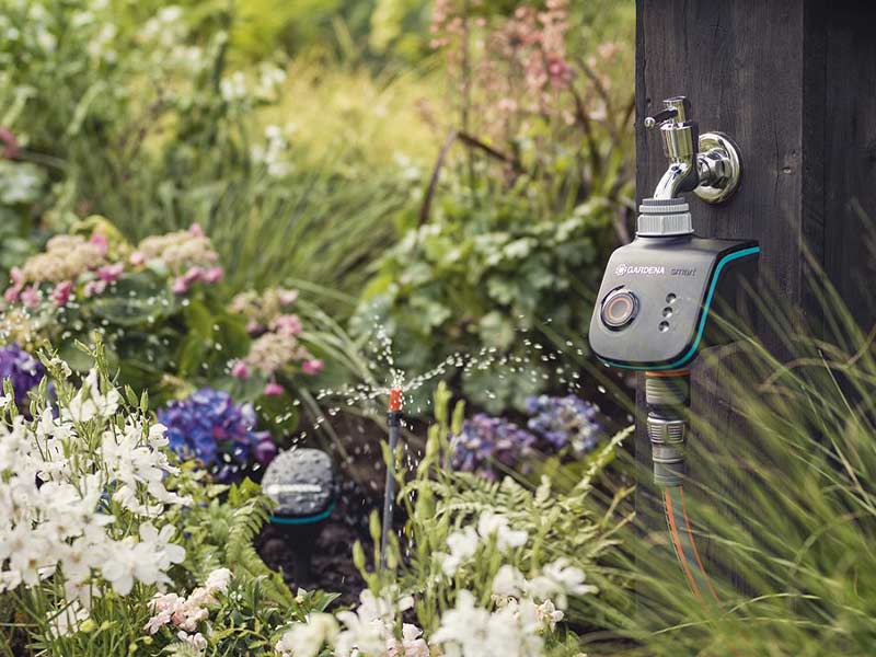 smarte Urlaubsvorbereitung: mit diesen Garten Gadgets entspannt den Garten zurücklassen