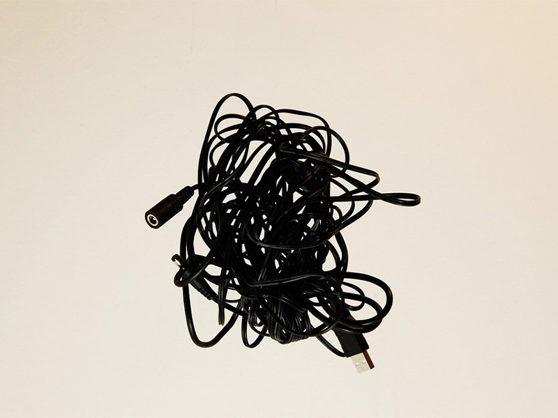 kabelsalat im artikel "was ist bluetooth"