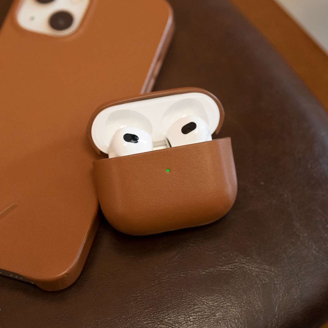 Thumbnail - Native Union Leather AirPods 3. Gen Case - Braun