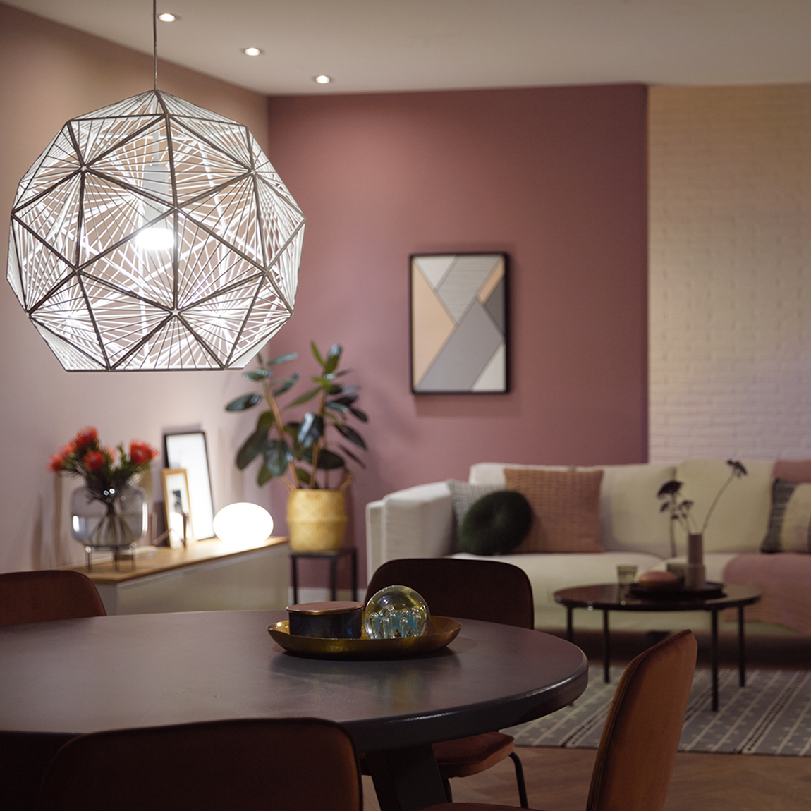 Thumbnail - Philips Hue White E27 1100lm Bluetooth Starter Kit - 3 Lampen, Bridge, Dimmschalter - Weiß