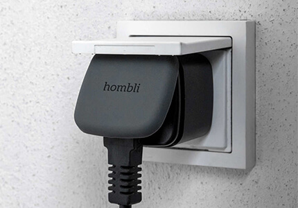 Hombli Steckdose in Wand